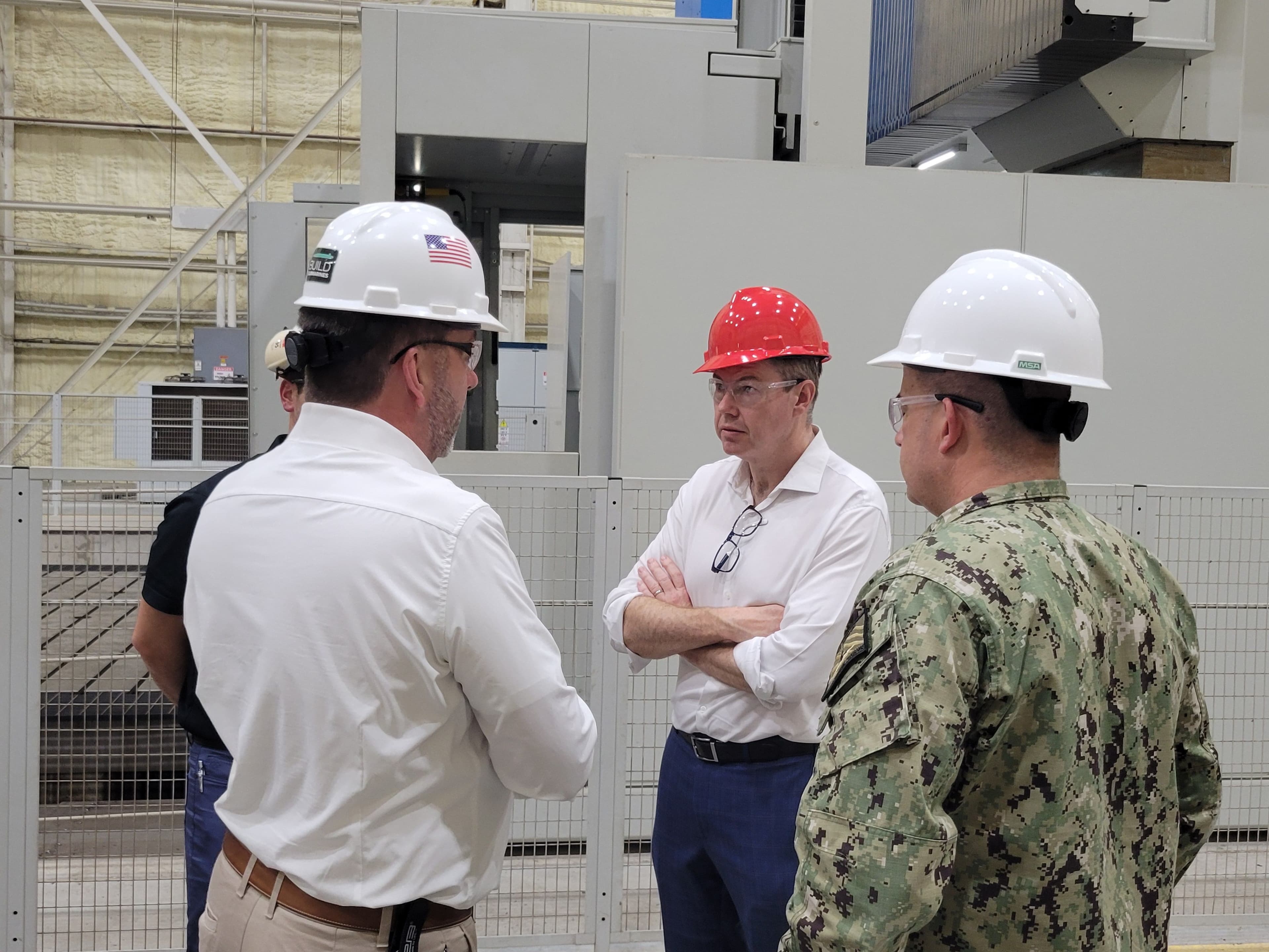 HII Hosts Australian Minister for Defence Industry at Newport News Shipbuilding Charleston Operations